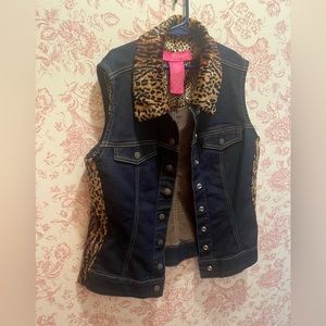 Thalia Sodi Denim and Leopard Print Vest
